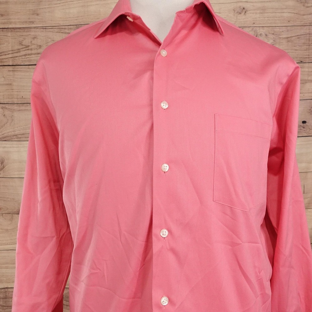 Van Heusen Dress Shirt Mens 17 34/35 Regular Fit Pink Solid Non-Iron Stretch